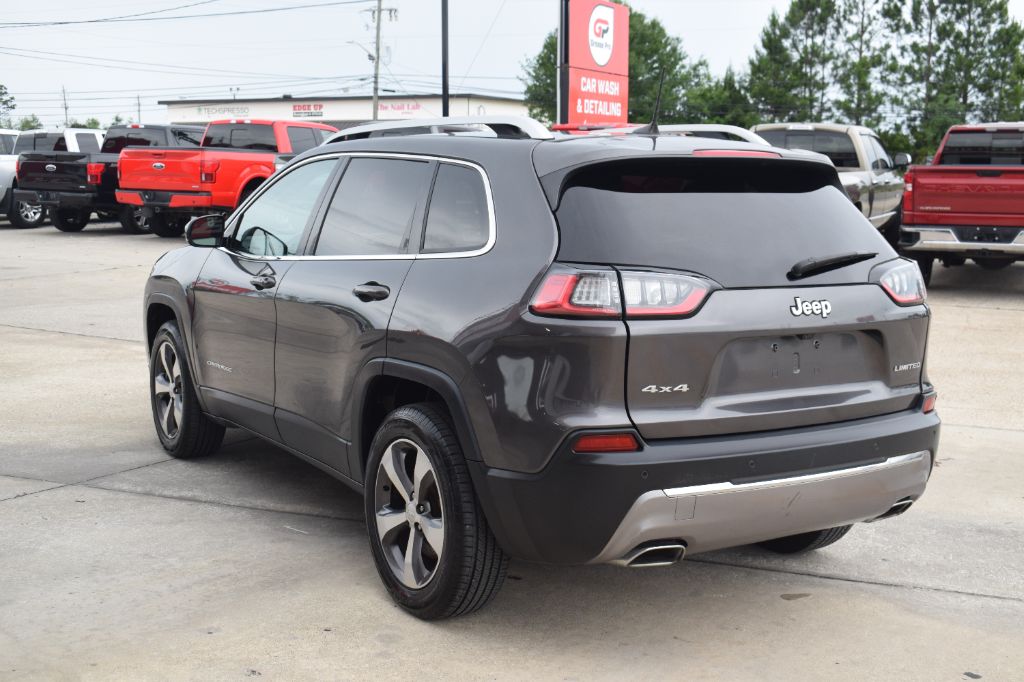 2020 Jeep Cherokee - $17,999