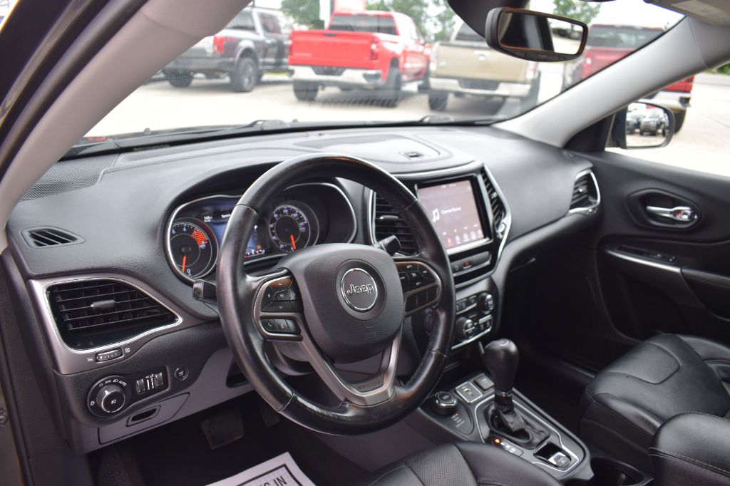 2020 Jeep Cherokee - $17,999