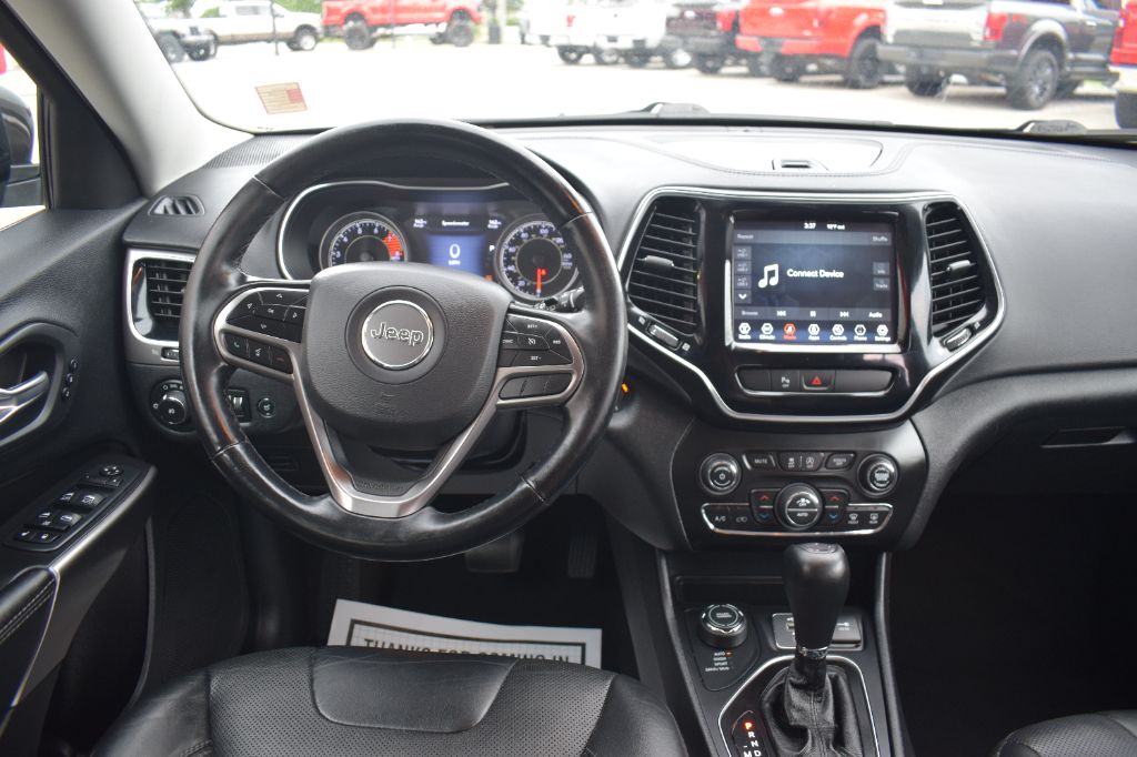 2020 Jeep Cherokee - $17,999