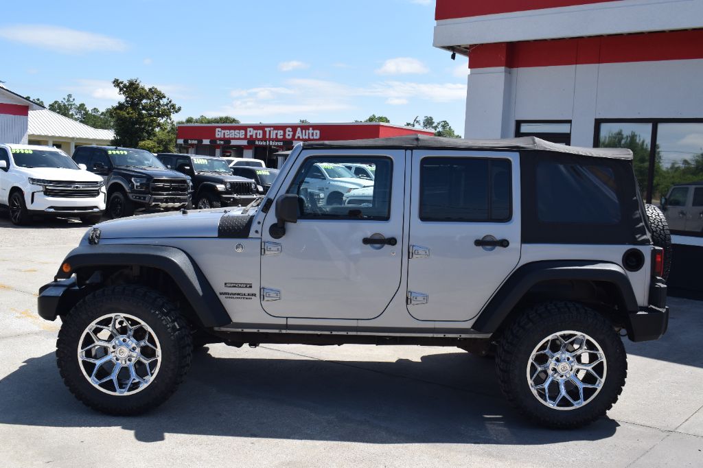 2015 Jeep Wrangler - $17,499