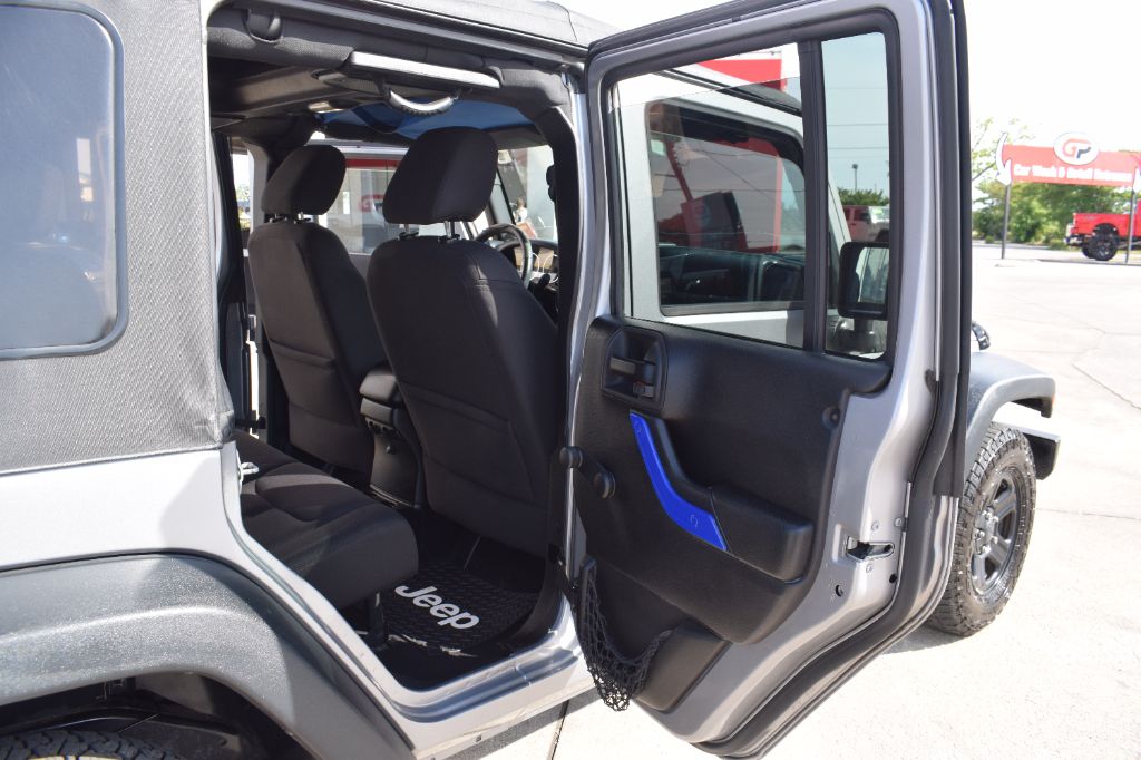 2015 Jeep Wrangler - $17,499