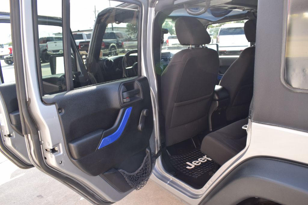 2015 Jeep Wrangler - $17,499