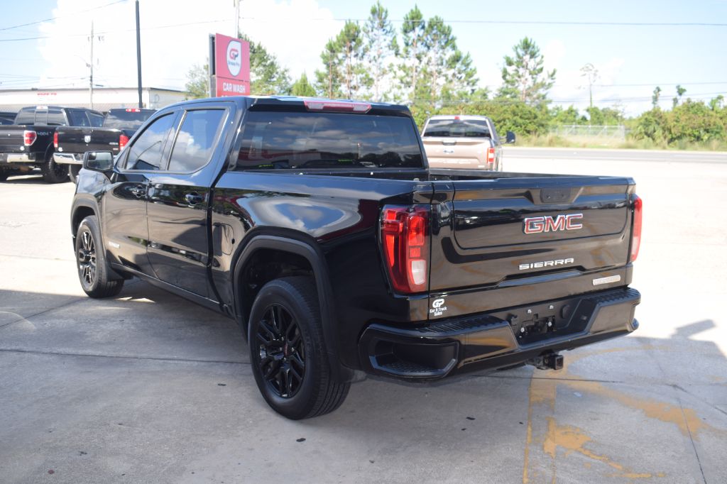2022 GMC Sierra - $31,900