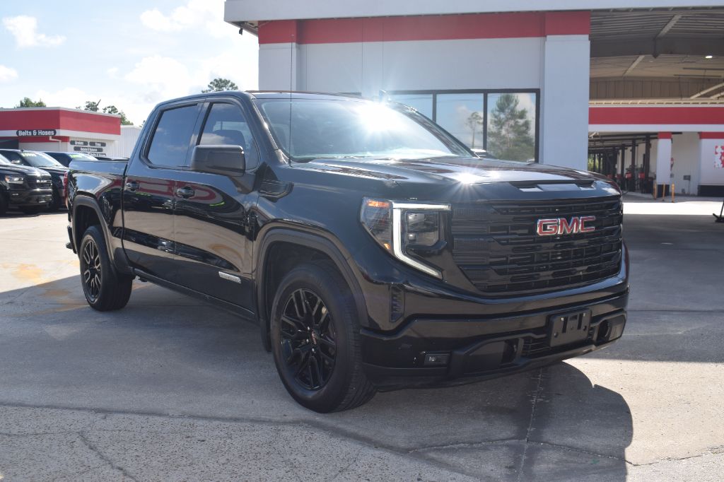 2022 GMC Sierra - $31,900
