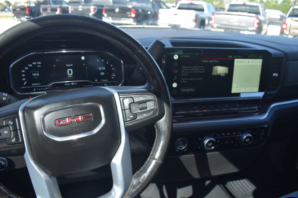 2022 GMC Sierra - $31,900