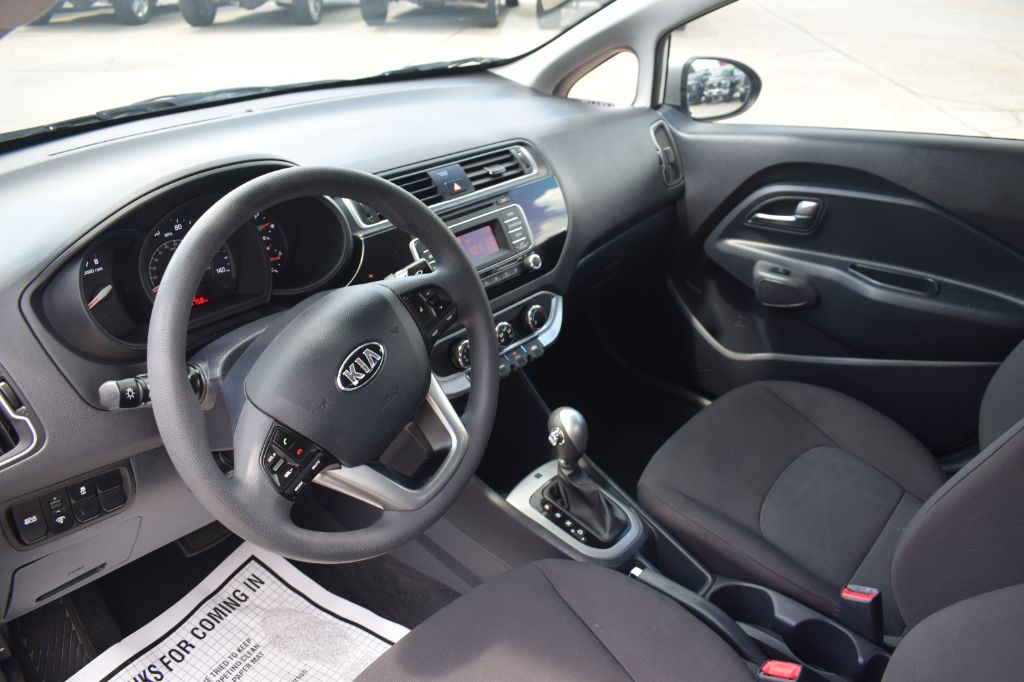 2016 Kia Rio - $11,499
