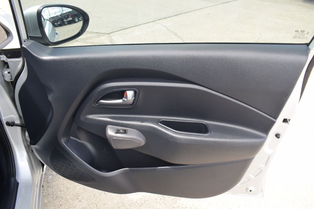 2016 Kia Rio - $11,499