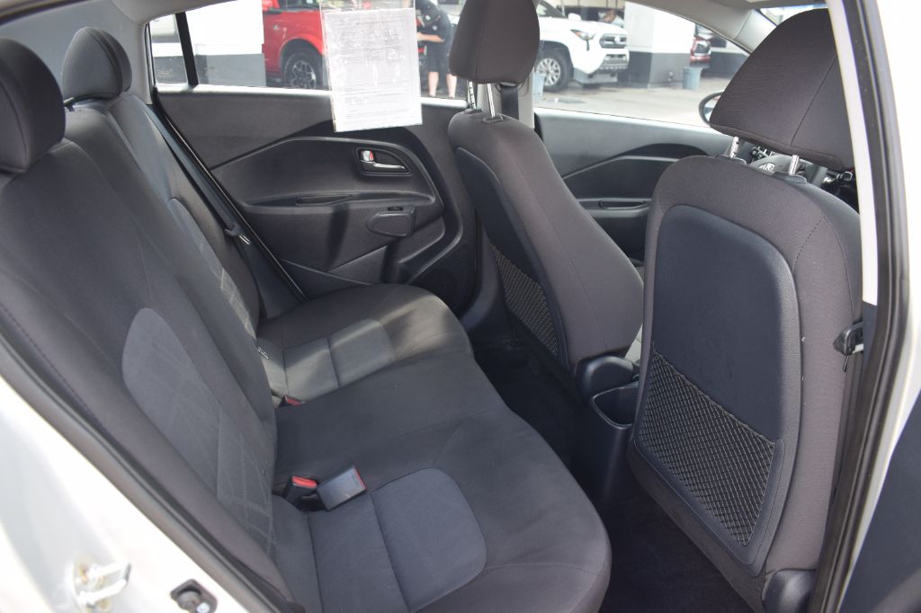 2016 Kia Rio - $11,499