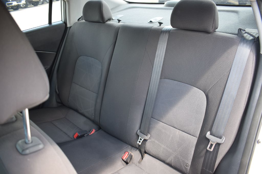 2016 Kia Rio - $11,499