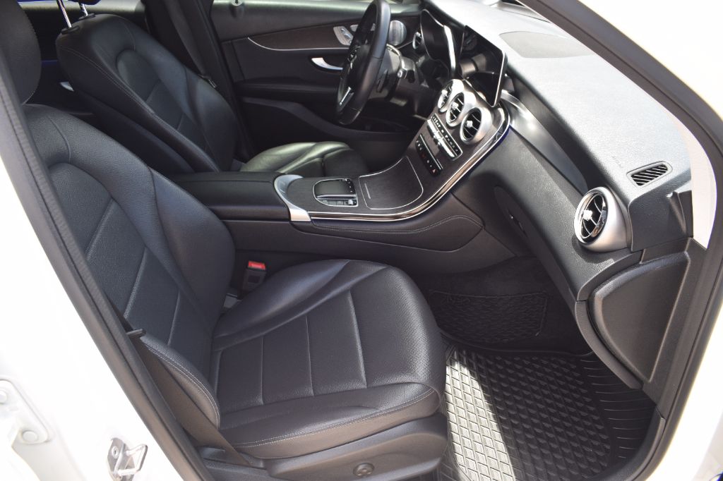 2020 Mercedes-Benz GLC - $18,900