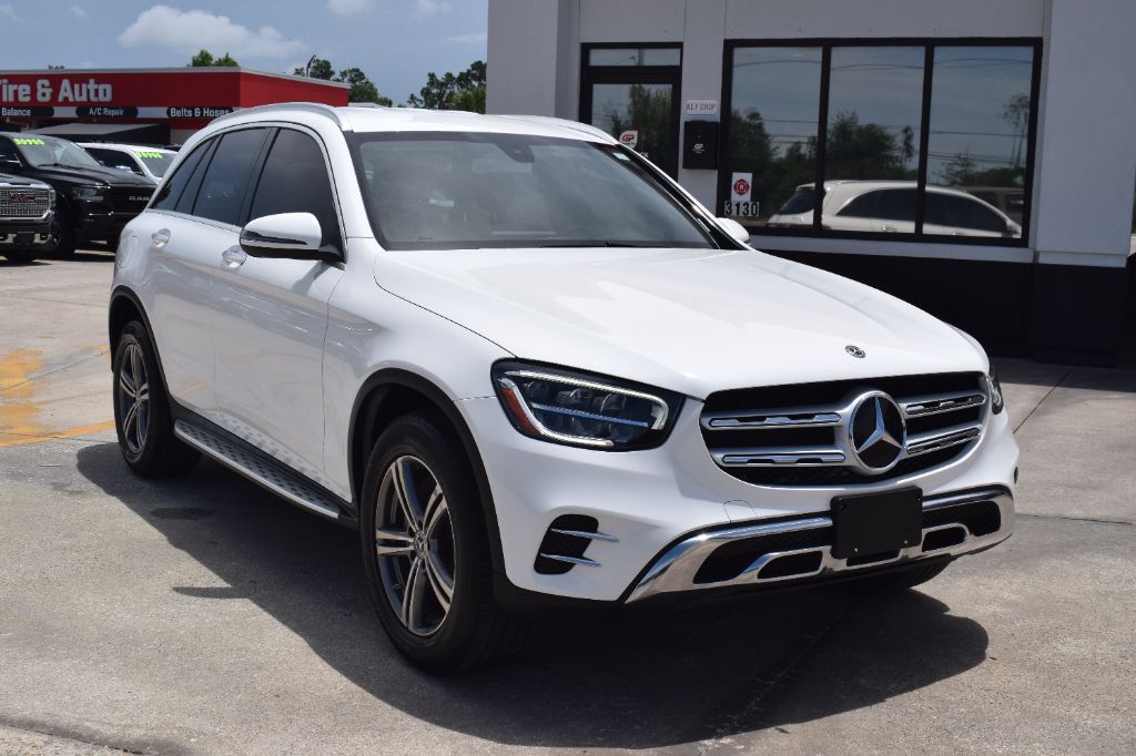 2020 Mercedes-Benz GLC - $18,900