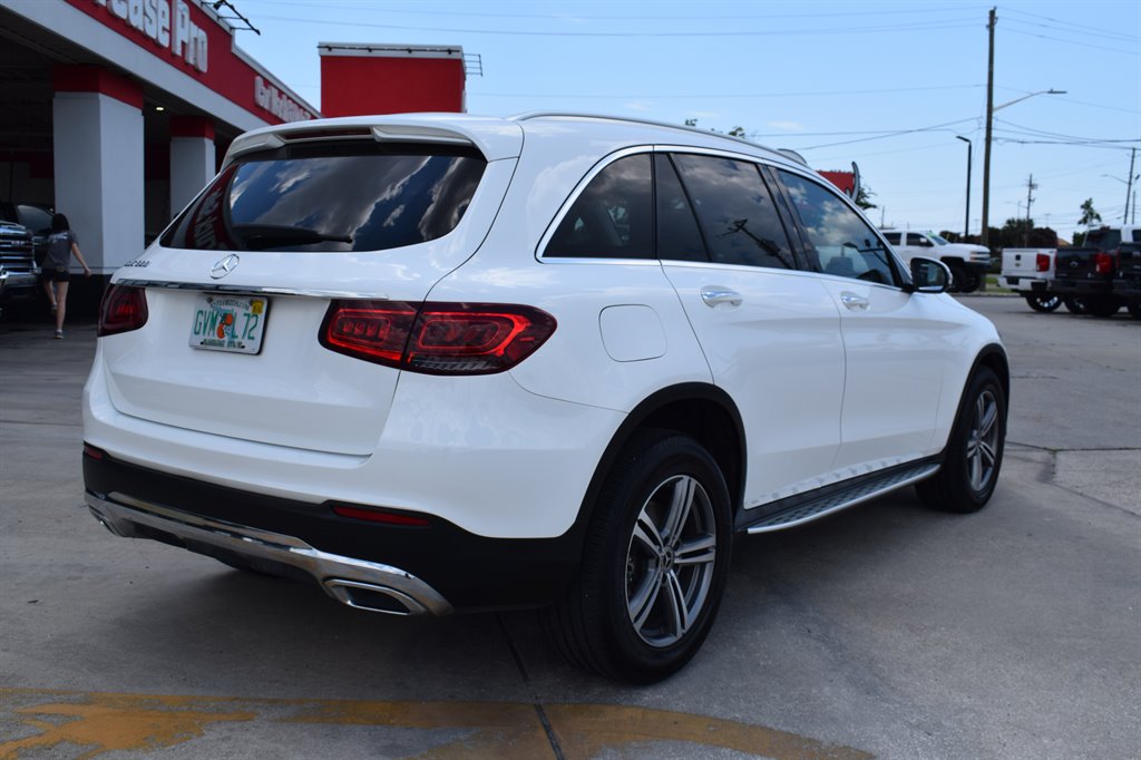 2020 Mercedes-Benz GLC - $18,900