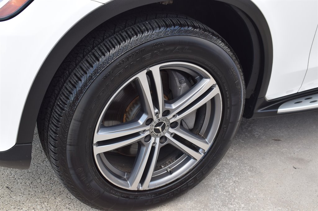 2020 Mercedes-Benz GLC - $18,900