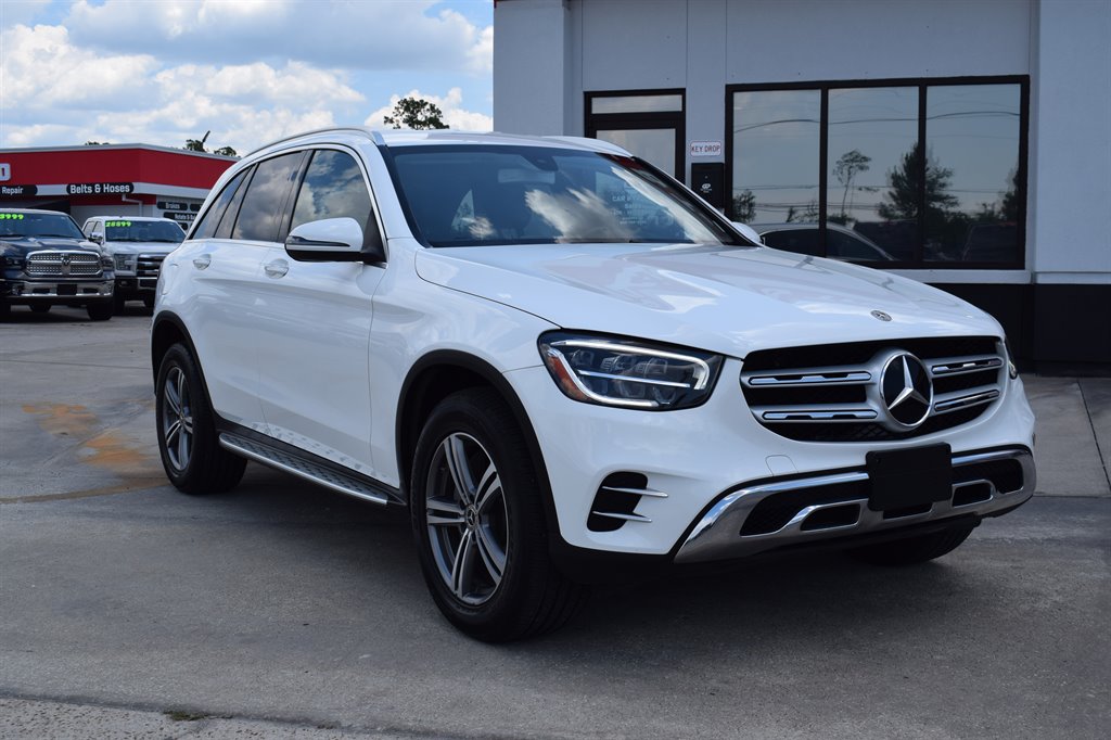 2020 Mercedes-Benz GLC - $18,900