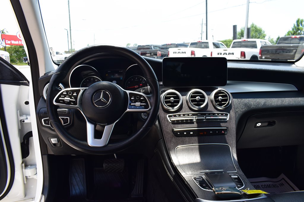2020 Mercedes-Benz GLC - $18,900