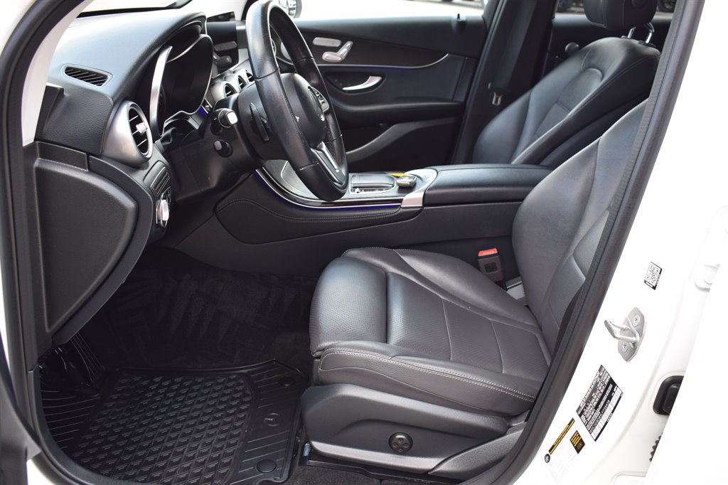 2020 Mercedes-Benz GLC - $18,900