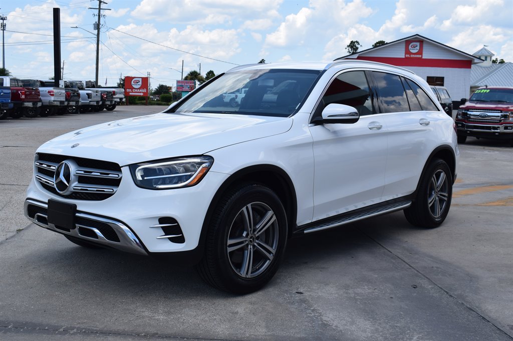 2020 Mercedes-Benz GLC - $18,900
