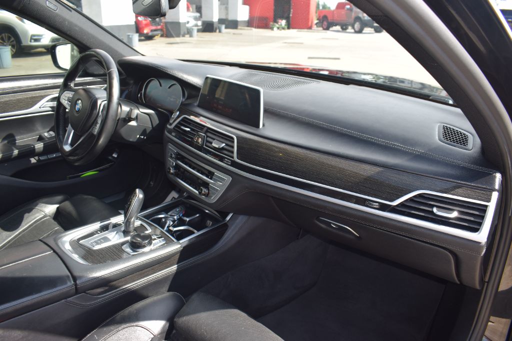 2018 BMW 740i - $14,900