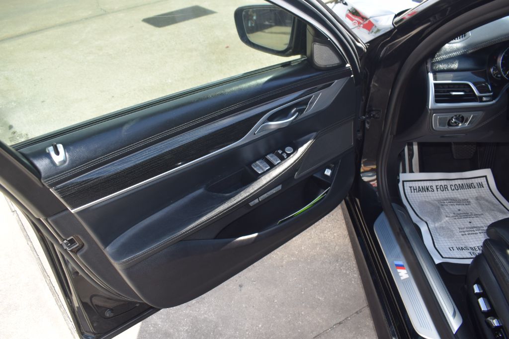 2018 BMW 740i - $14,900