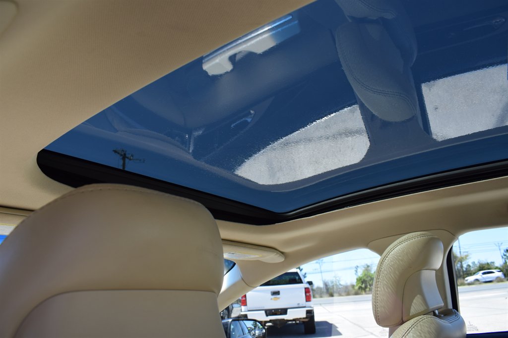 2013 Lincoln MKZ photo