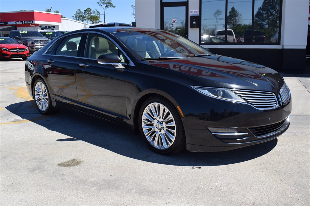 2013 Lincoln MKZ photo