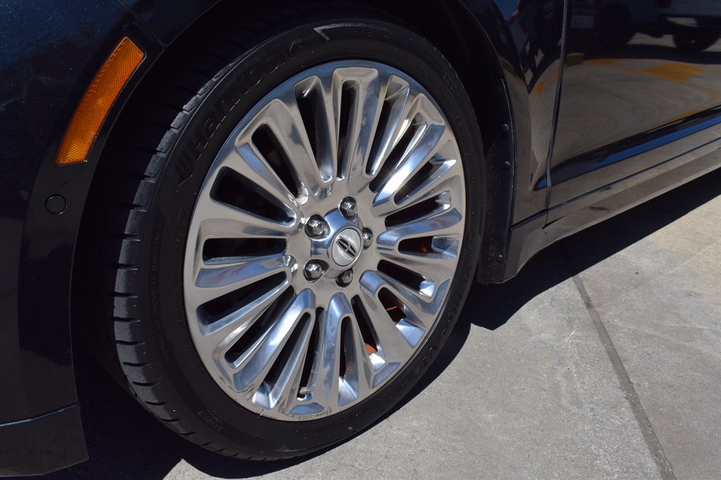 2013 Lincoln MKZ photo