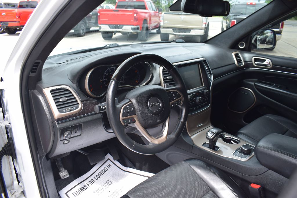 2015 Jeep Cherokee - $10,999