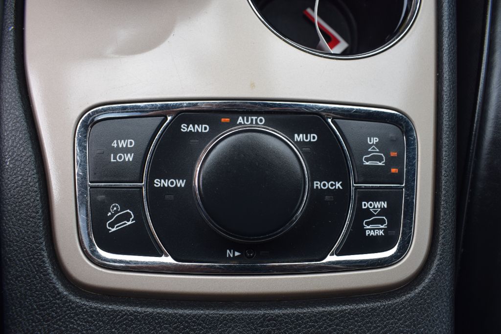 2015 Jeep Cherokee - $10,999