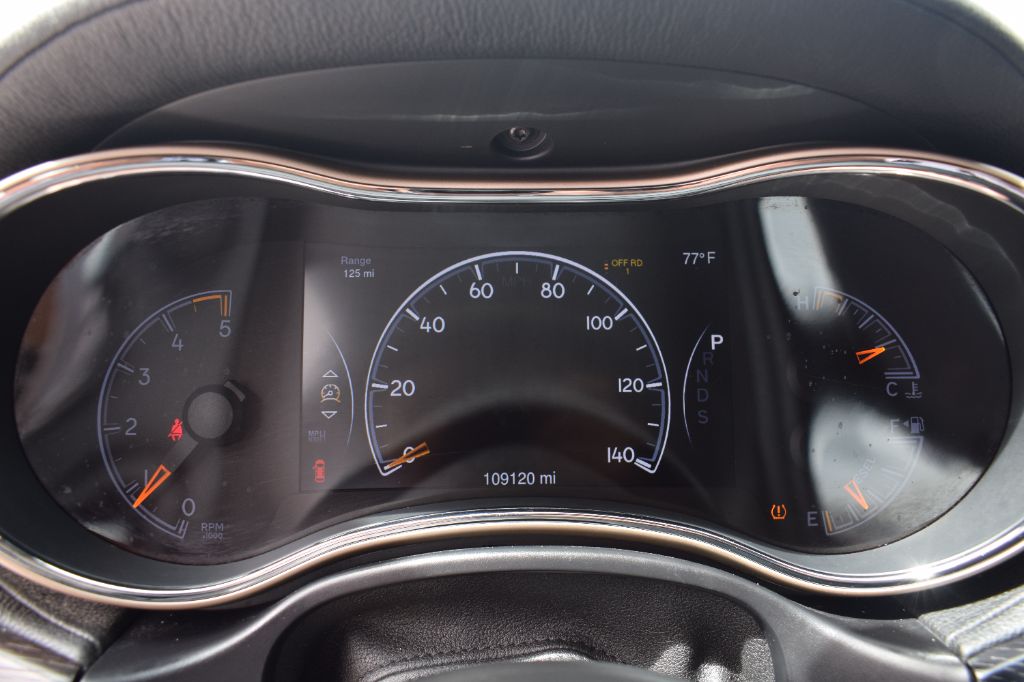 2015 Jeep Cherokee - $10,999