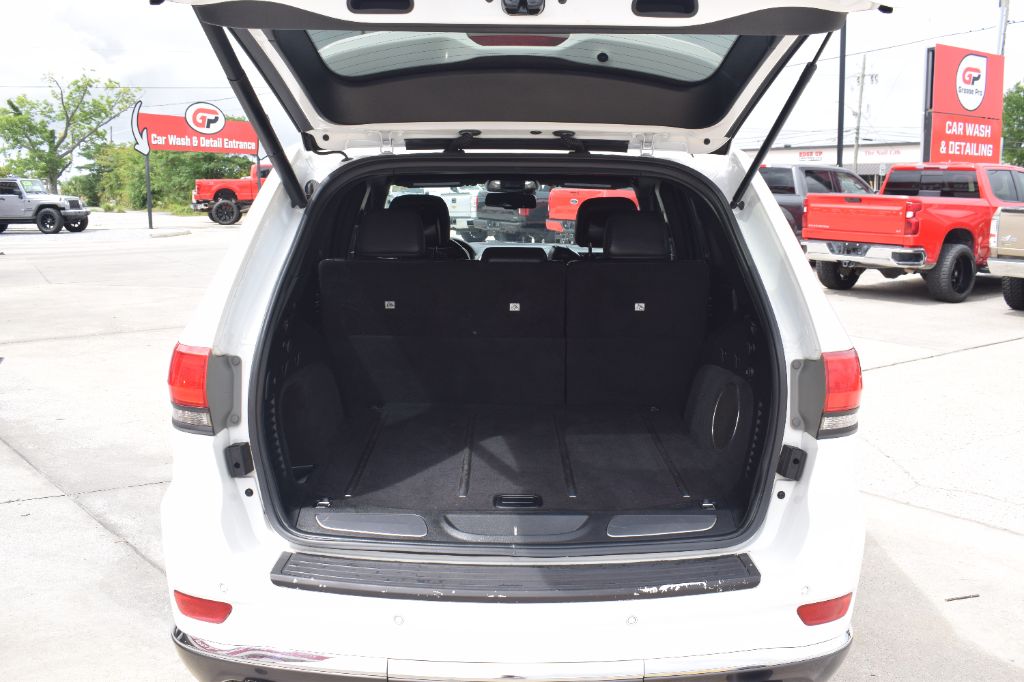 2015 Jeep Cherokee - $10,999