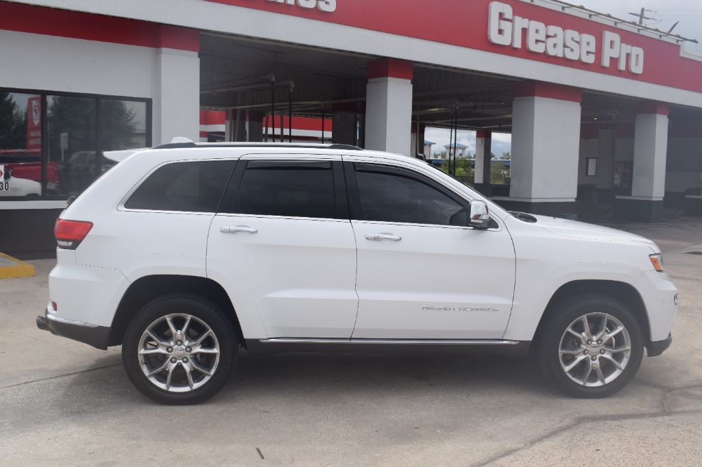 2015 Jeep Cherokee - $10,999