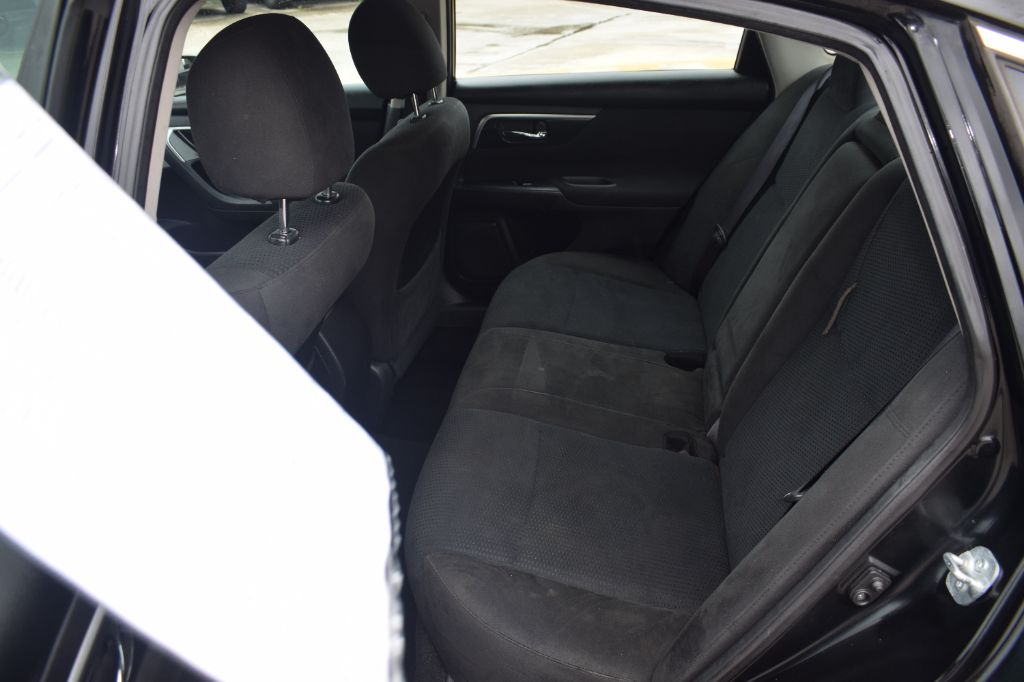 2014 Nissan Altima - $6,299