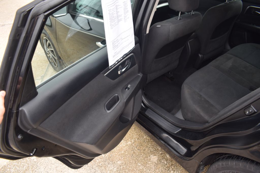 2014 Nissan Altima - $6,299
