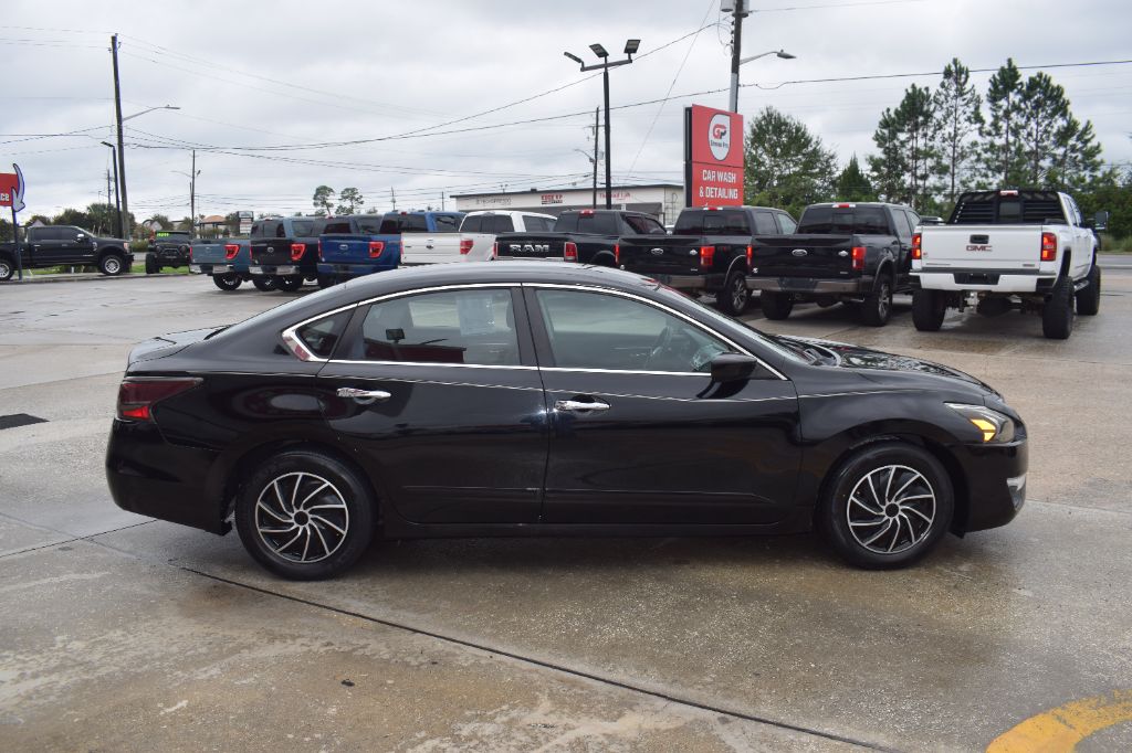 2014 Nissan Altima - $6,299