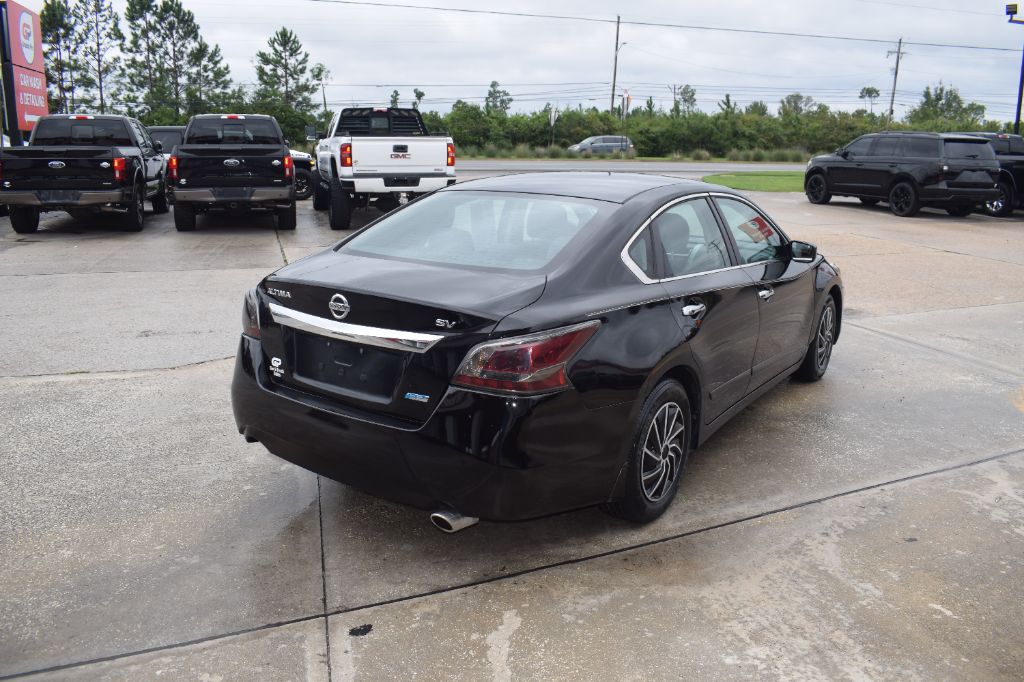 2014 Nissan Altima - $6,299