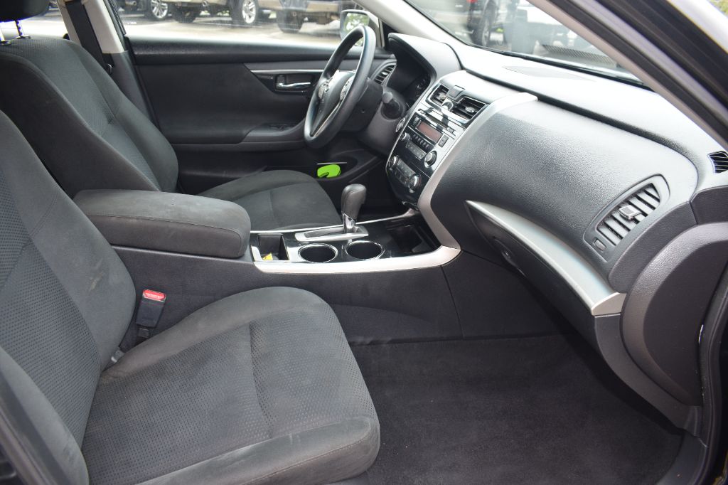 2014 Nissan Altima - $6,299
