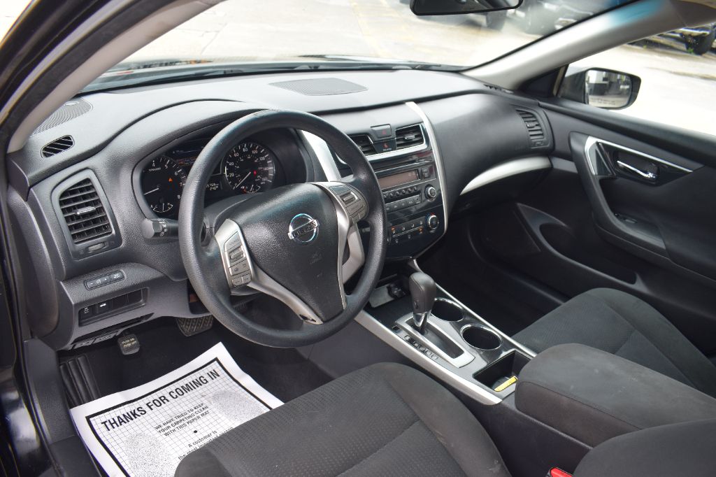 2014 Nissan Altima - $6,299