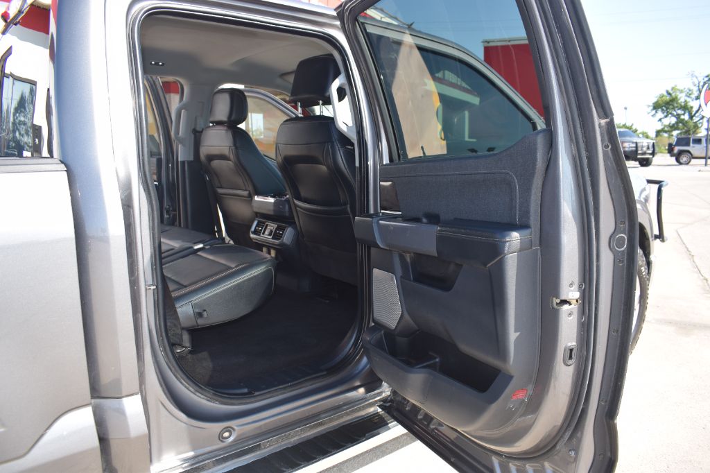 2022 Ford F-150 - $34,799