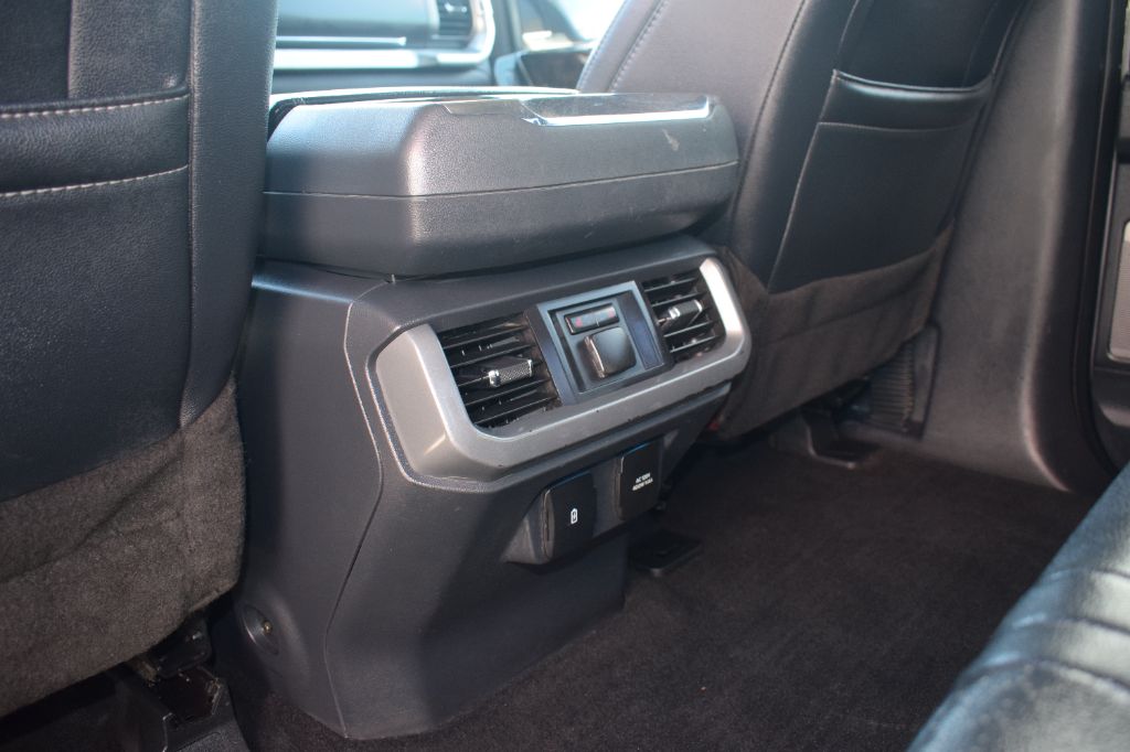 2022 Ford F-150 - $34,799
