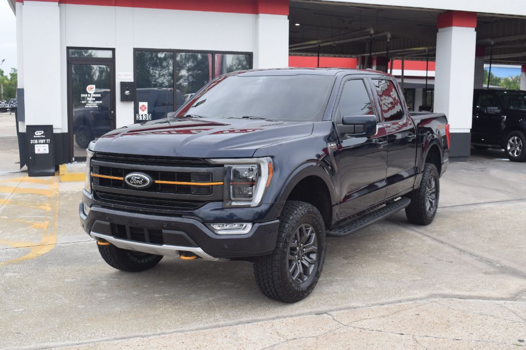 2022 Ford F-150 - $37,900