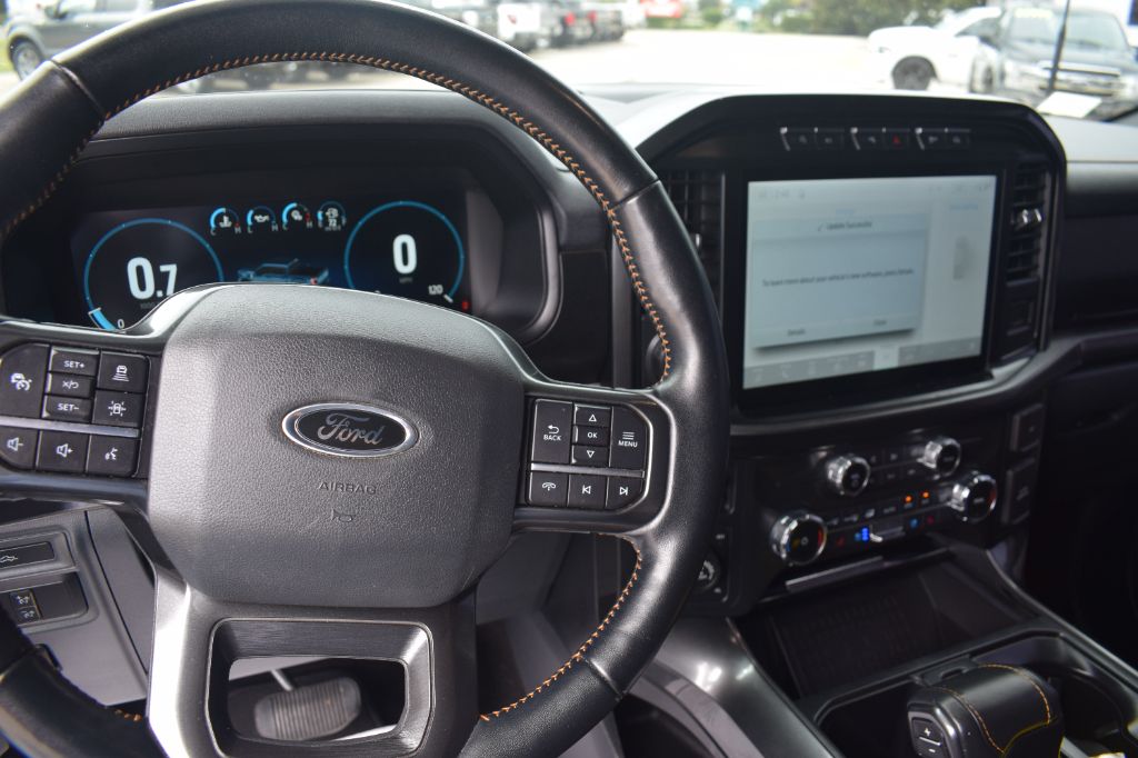 2022 Ford F-150 - $37,900