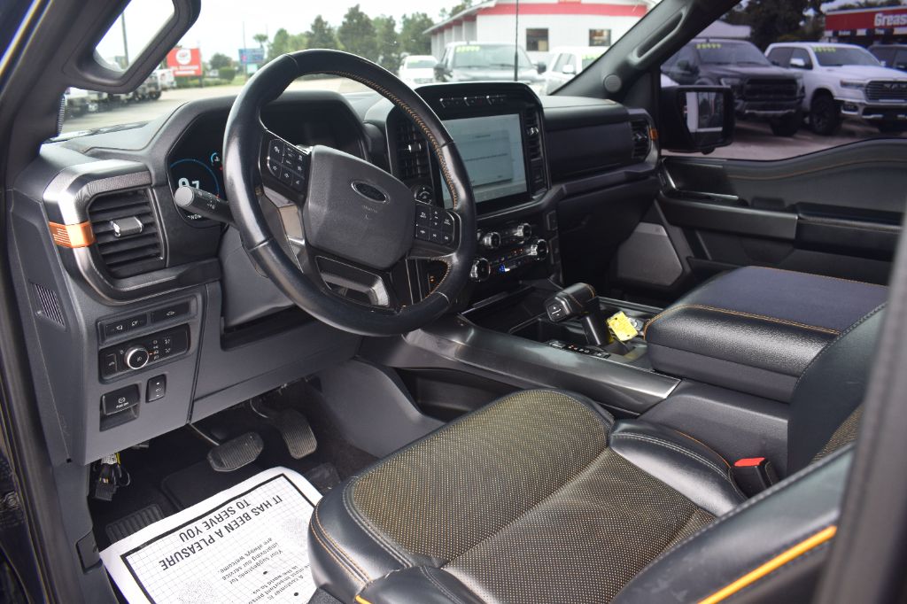 2022 Ford F-150 - $37,900