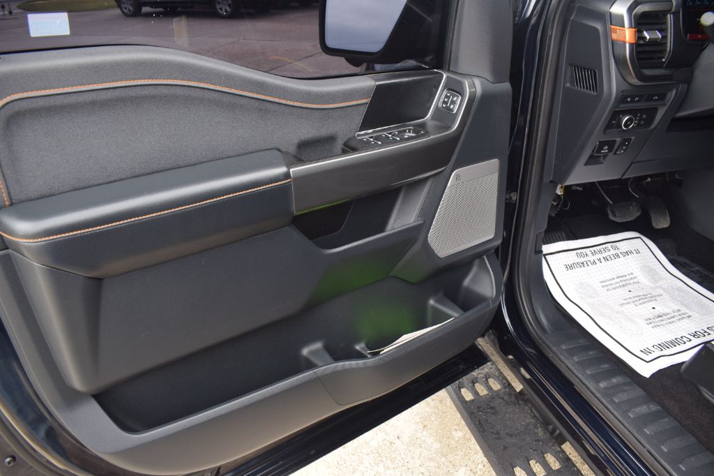 2022 Ford F-150 - $37,900