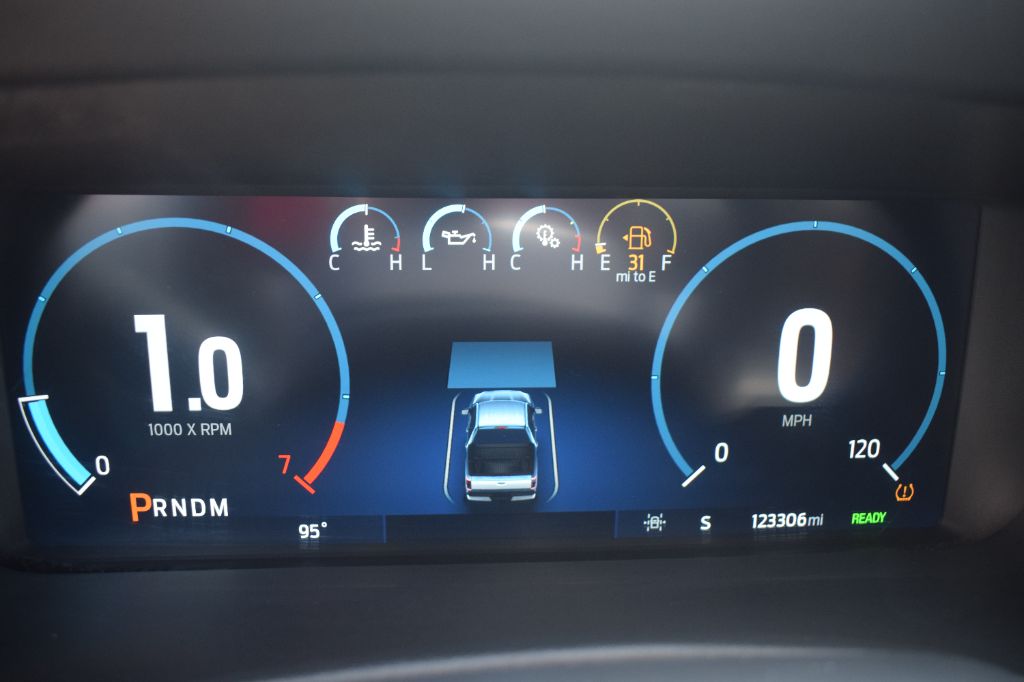 2022 Ford F-150 - $35,900