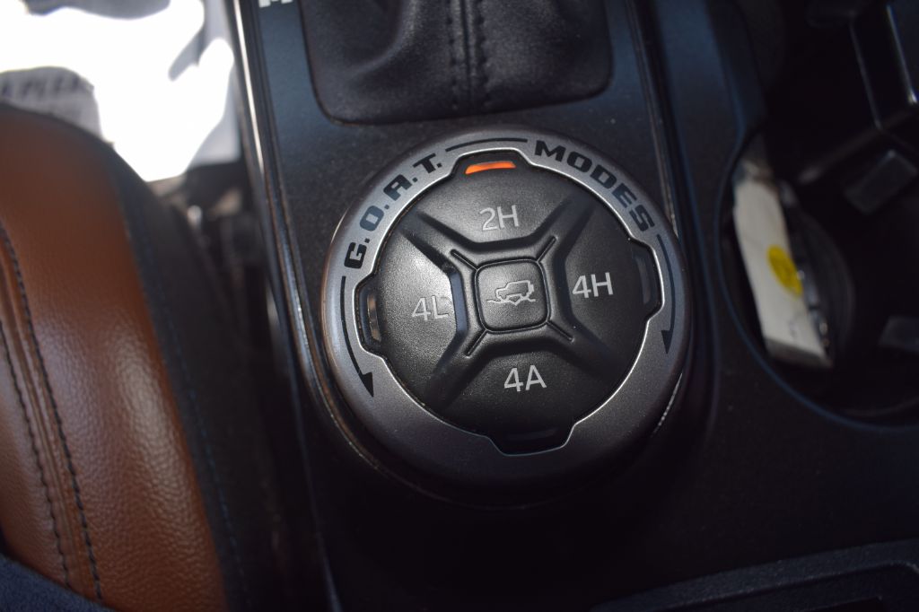 2022 Ford Bronco - $33,299
