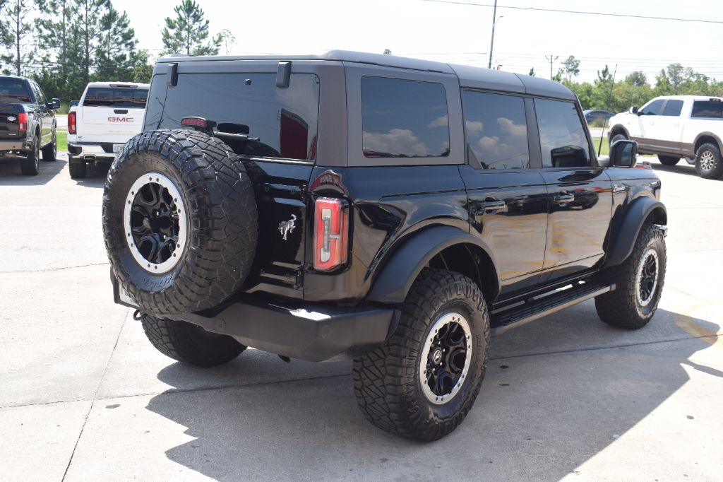 2022 Ford Bronco - $33,299