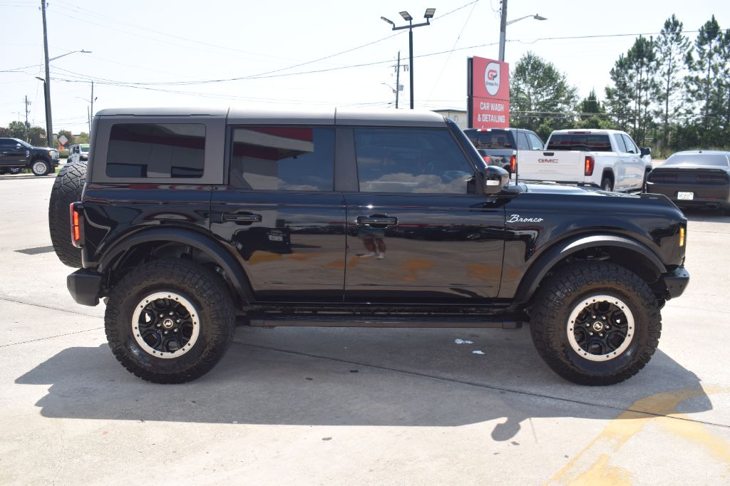 2022 Ford Bronco - $33,299