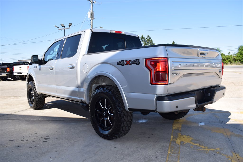 2015 Ford F150 Platinum photo