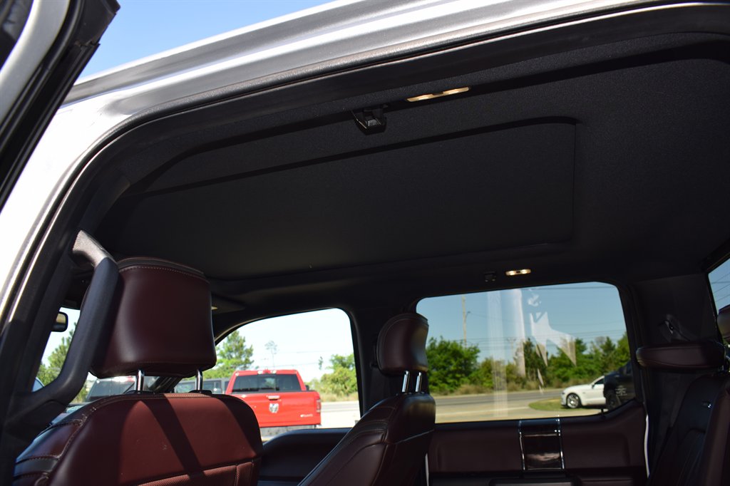2015 Ford F150 Platinum photo