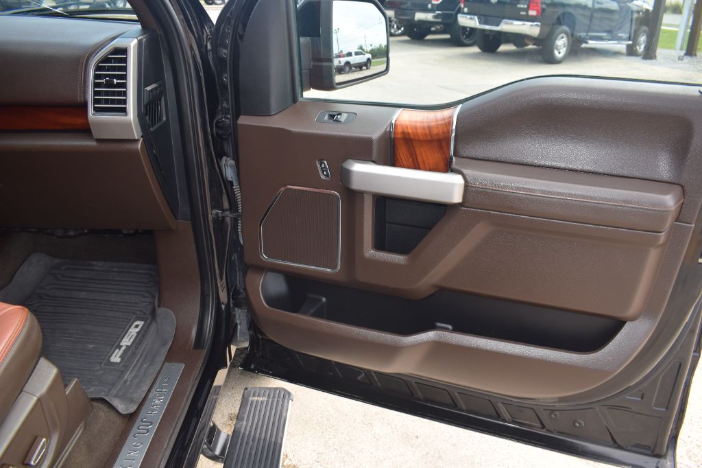 2020 Ford F-150 - $29,900